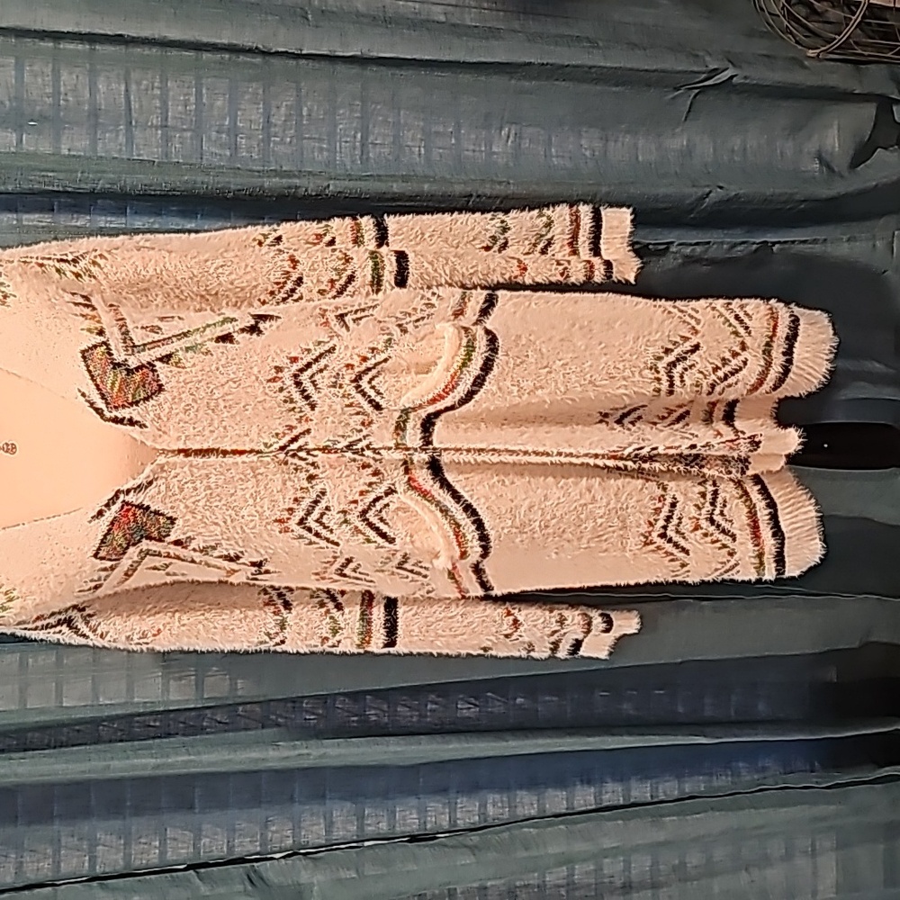 NWOT, "MM By Michelle" Womens Cardigan Sweater